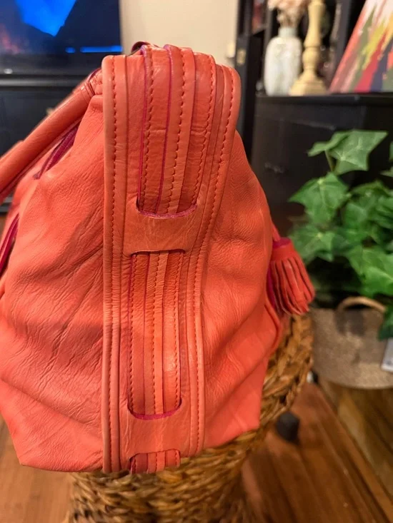 Vintage Marc Jacob’s Made in Italy Leather Slouchy Tassel Tote Handbag Orange - Picture 9 of 16
